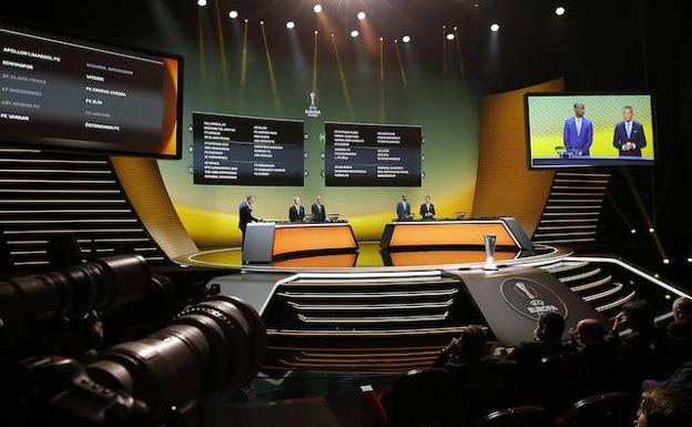 Un momento de la ceremonia del sorteo, celebrado en Mónaco.