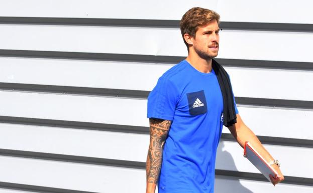 Iñigo, que vuelve a la convocatoria, en el entrenamiento de esta mañana.