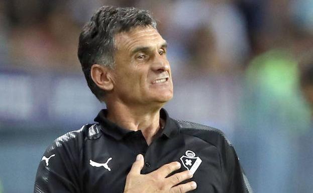 Mendilibar, durante el Málaga-Eibar.