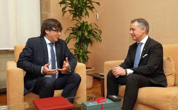 Urkllu, reunido con Puigdemont el pasado mes de junio.