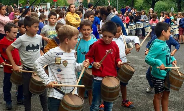 Último ensayo. Ayer las distintas compañías demostraron que ya están preparadas para la fiesta.