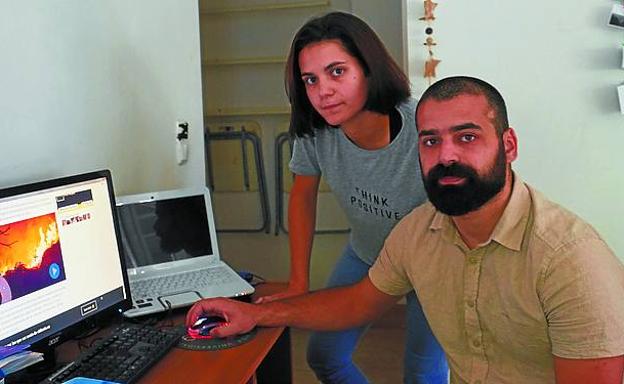 Cristina y Diego siguieron con preocupación las noticias.