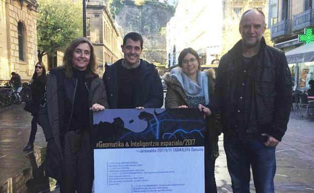 Ezkerretik eskuinera, Edurne Otamendi, Mikel Ayestaran, Diana Franco eta Iñaki Alegria./
