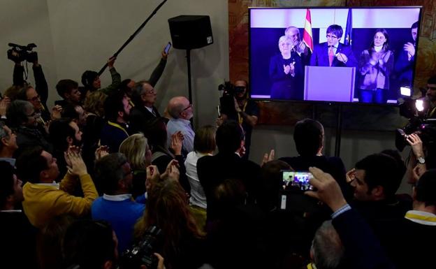 Puigdemont ha pronunciado una confefrencia desde Bruselas tras conocer el resultado electoral en Cataluña/AFP
