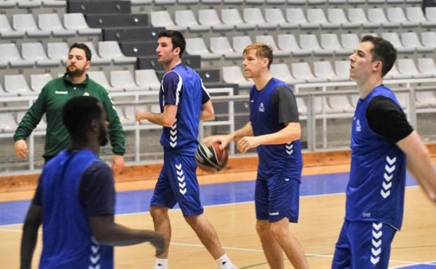 La parte baja de la ACB se aprieta más