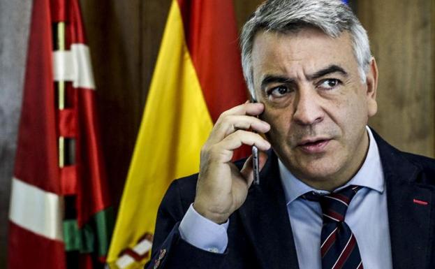 De Andrés abre la puerta a «encauzar» el traspaso de Prisiones y el régimen económico de la Seguridad Social