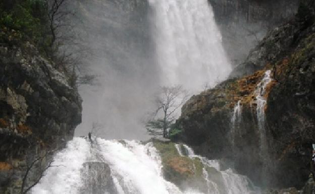 Nacimiento del río Mundo,/Junta de C-LM