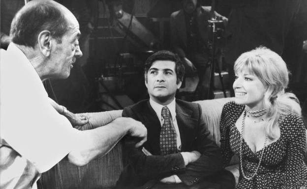 Buñuel zinema-zuzendaria, 'Le fantôme de la liberté' filmeko aktoreekin hizketan/AFP