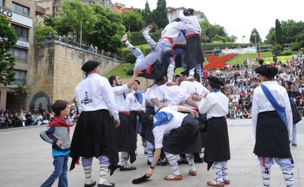 Nada detiene a los dantzaris