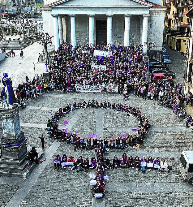 IMPRESIONANTE MOVILIZACIÓN El Diario Vasco