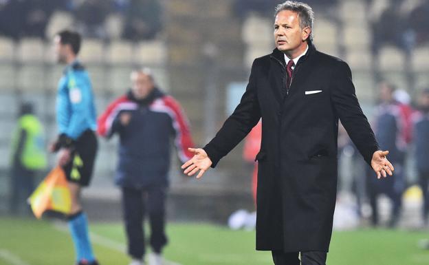 Sinisa Mihajlovic anunció que padece leucemia Sinisa Mihajlovic anunció que padece leucemia