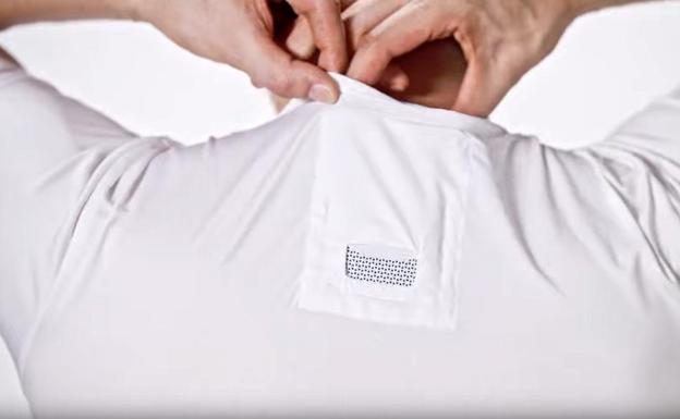 Cómo funciona el aire acondicionado portátil con forma de celular — Reon Pocket Cómo funciona el aire acondicionado portátil con forma de celular — Reon Pocket