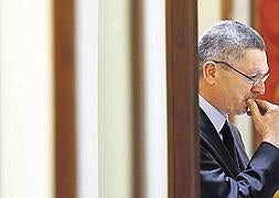 El ministro de Justicia, Alberto Ruiz-Gallardón, durante el pleno del Congreso de los Diputados el pasado viernes. :: EFE/