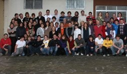 El Judo Club Usurbil celebró en Irun su comida de fin de año. /KORO ARRATIBEL/