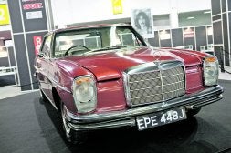 El histórico Mercedes del beatle George Harrison. /FIRA Uno de los fantásticos coches expuestos. /FIRA/
