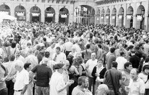 El Sagardo Eguna se celebrará esta mañana en la plaza de la Constitución donostiarra./