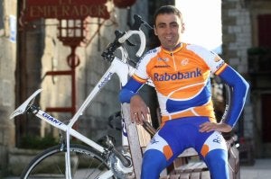 Juan Manuel Garate se ha convertido en un valor sólido dentro del equipo Rabobank. /F. DE LA HERA/