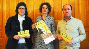 Aurkezpena. Karmele Artetxe, María José Telleria eta Oier San Martin atzo. ::
FÉLIX MORQUECHO/