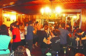 Bi egun ondoren, gaurkoarekin amaitzen dira Goiko kaleko festak./