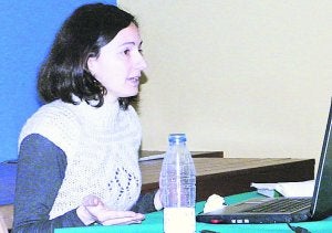 Ponente. La historiadora Ana Galdós, durante su conferencia./