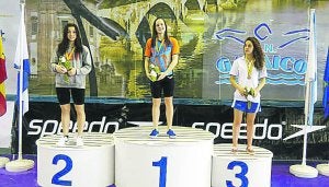 Goenaga podiumean, brontzezko dominarekin. ::
IZARRAITZ I.E/
