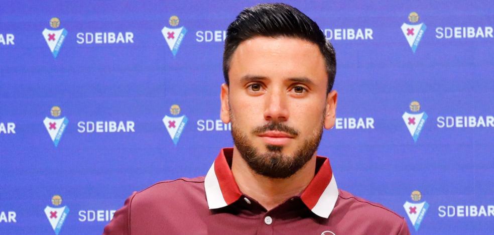Javi Muñoz ambiciona «seguir creciendo» con el Eibar - Vimarsana News