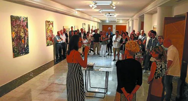 Acto de inauguración y entrega de premios de la presente edición del Adour-Bidasoa, celebrado en el Centro Cultural Amaia. /  F. PORTU