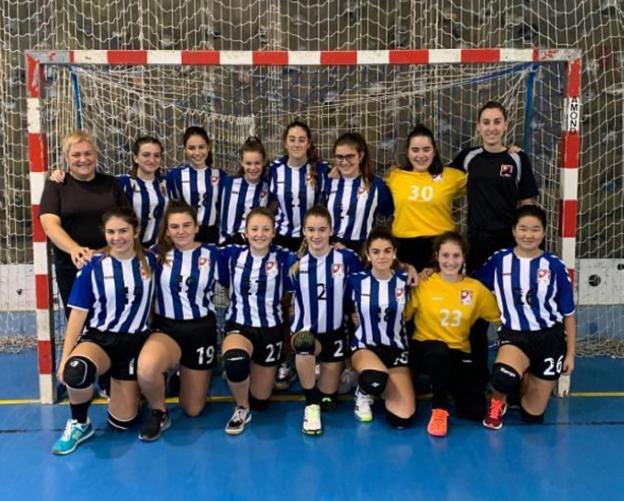 Cita en el San Miguel del Mutriku A de balonmano con el Amaikak Bat - Diario Vasco