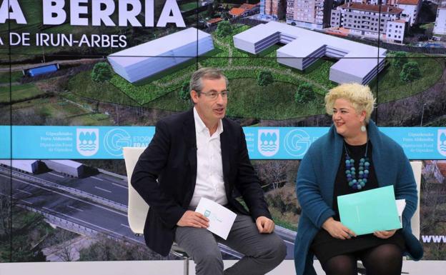 Olano y Peña, durante la presentación del proyecto. /DV