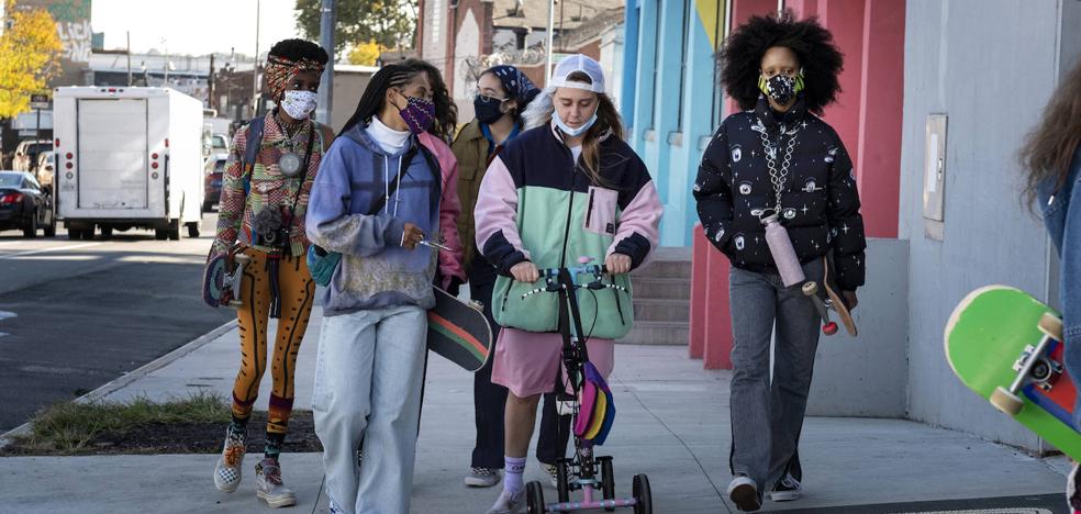 'Betty': ser joven en tiempos de pandemia - Vimarsana News