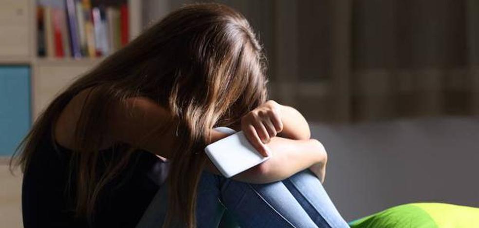 Los 10 mayores peligros para los adolescentes en las redes sociales (y cómo prevenirlos) - Vimarsana News