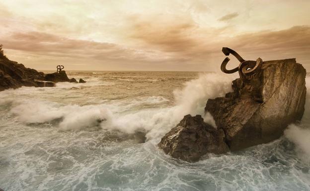 El Peine del Viento, uno de los puntos más visitados en San Sebastián./