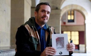 'Ihes baten lausoa', Hasier Larretxearen berradiskidetze eta oroimen ariketa