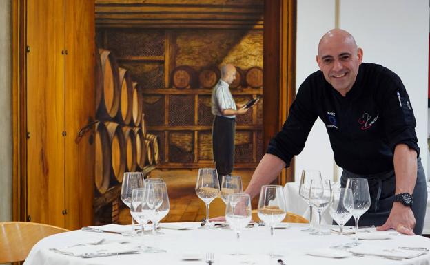Gustavo Ficoseco, propietario del restaurante Ikaitz. 
