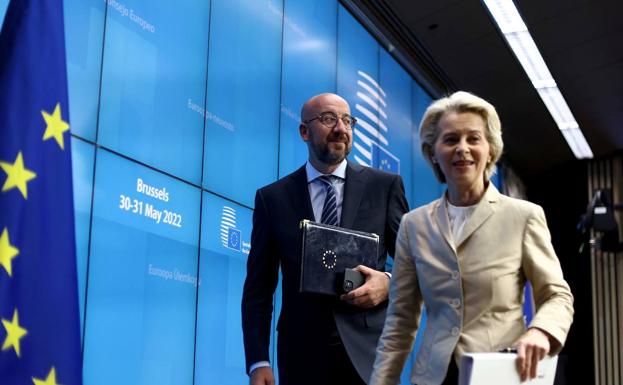 The President of the European Council, Charles Michel, and the President of the Commission, Ursula von der Leyen, this Tuesday after explaining the scope of the meeting of the Twenty-seven.