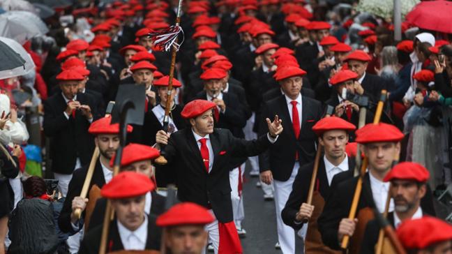 Revive la emoción del Alarde tradicional