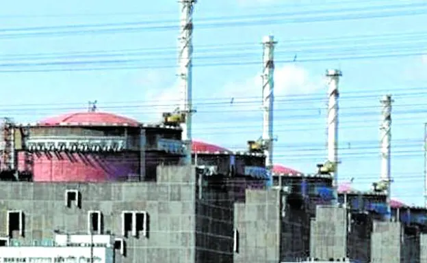 Archive image of the facilities of the Zaporizhia nuclear power plant, the largest in Europe.