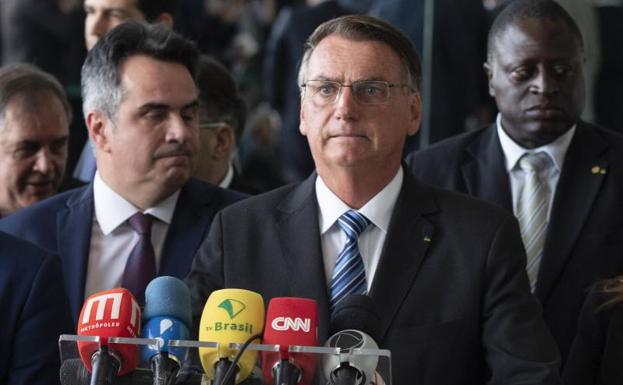The outgoing president, Jair Bolsonaro, during a press conference after the elections. 